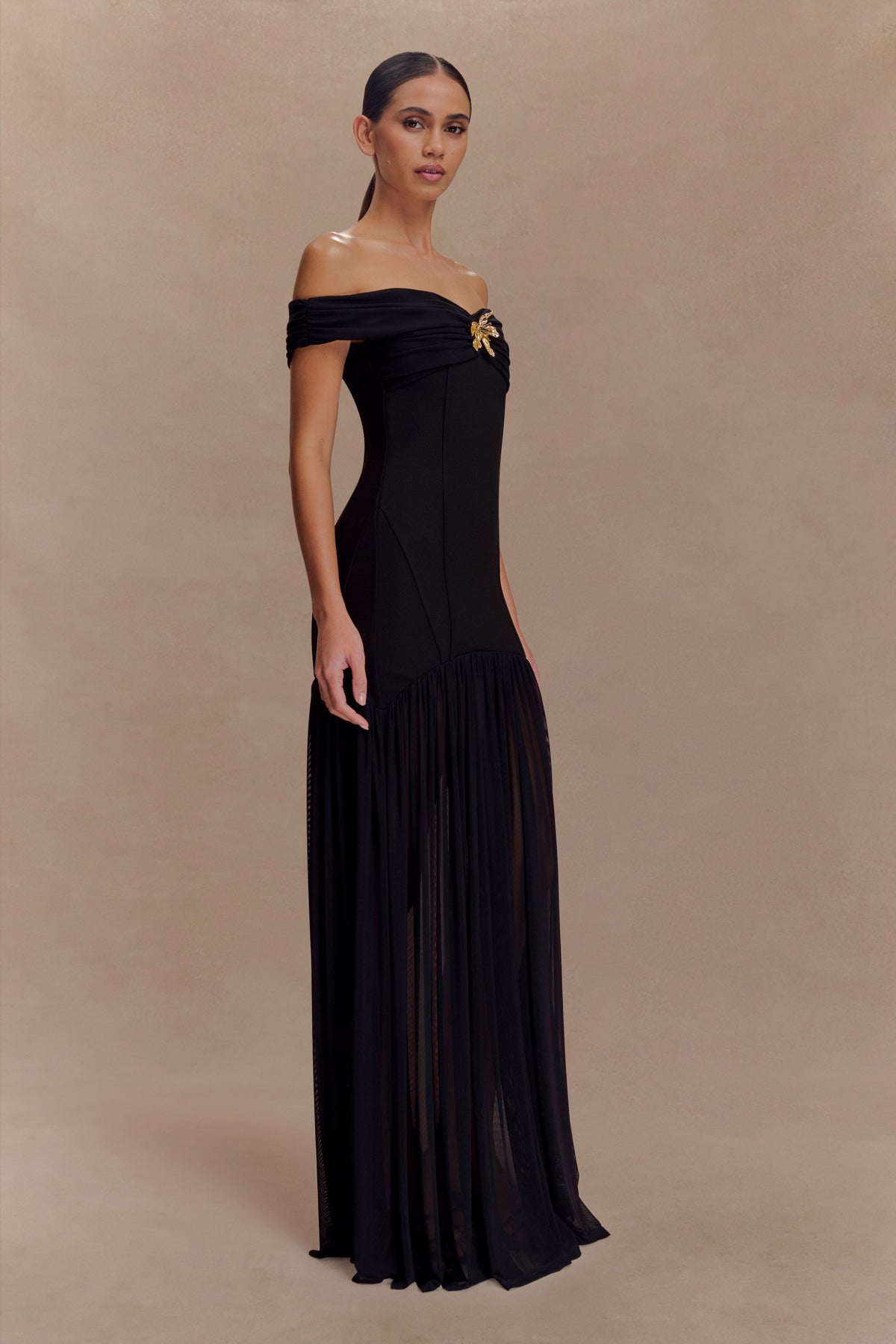 Kellie Off Shoulder Crepe Maxi Dress - Black