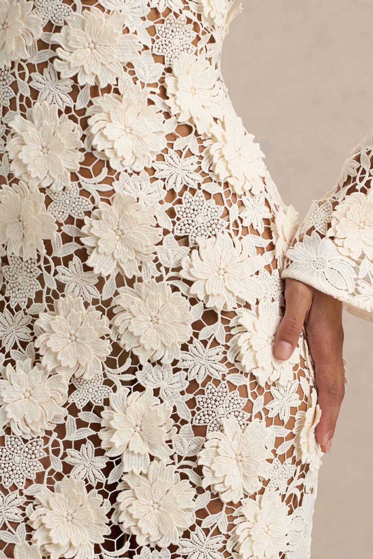 Viper | Cream Lace Long-Sleeve Maxi Dress
