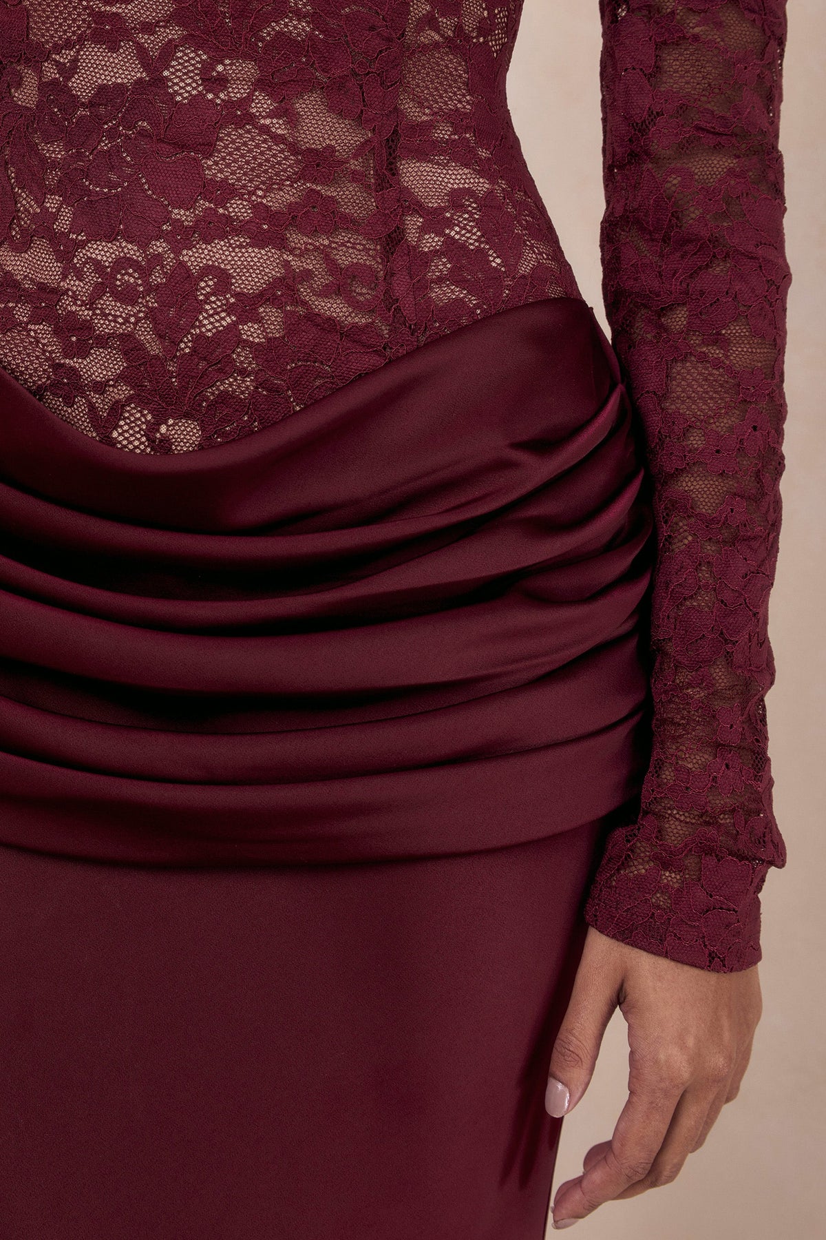 Rinna | Burgundy Lace Bardot-Neck Maxi Dress