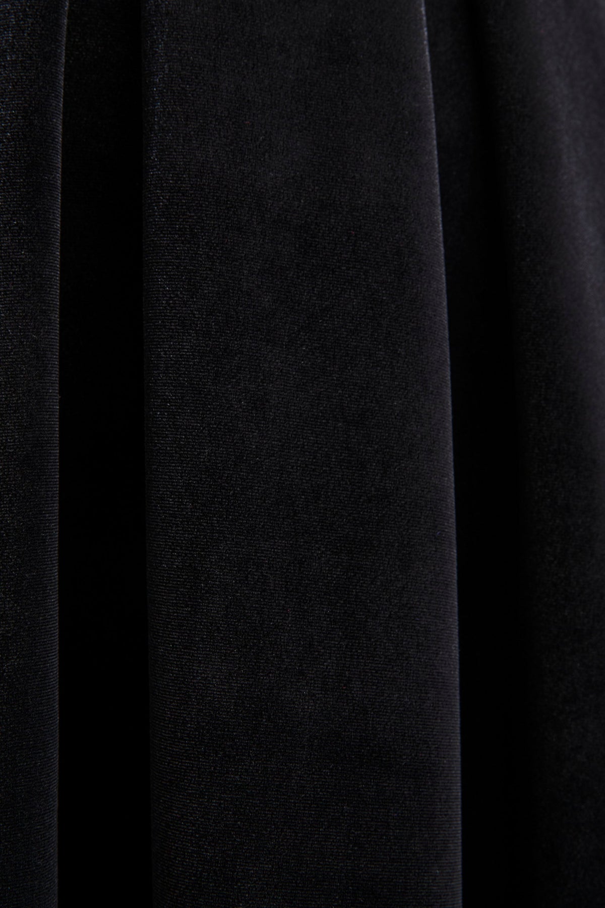 Seraphic | Black Velvet Puff-Sleeve Midi Dress