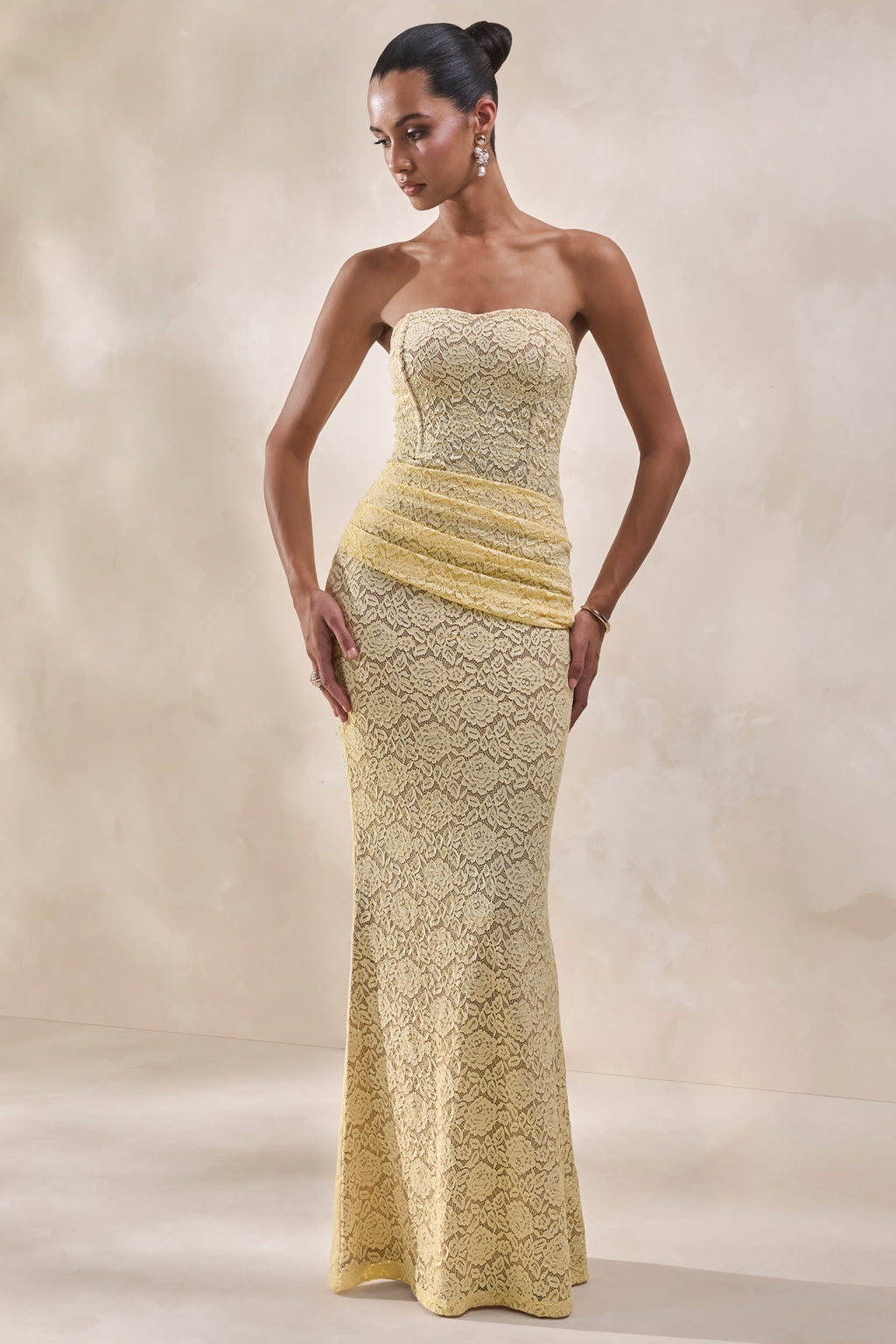 Vissia | Lemon Lace Bandeau Bodysuit