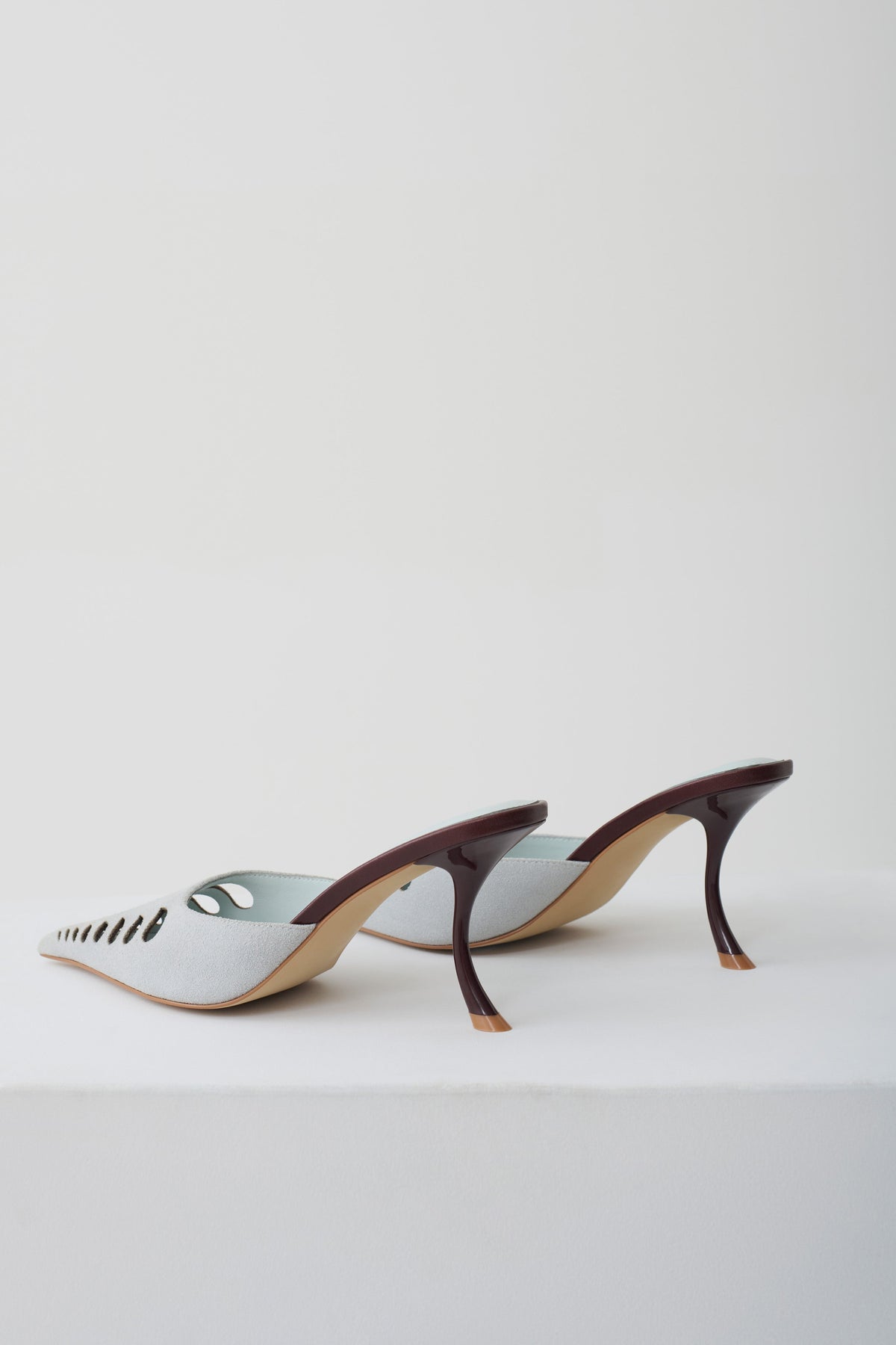 Maddi Pointed Heel - Pale Blue & Burgundy