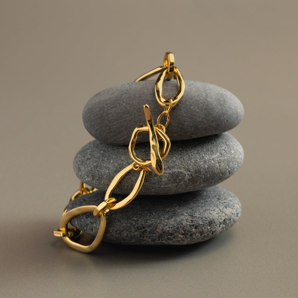 Organic Oval Link T-Bar Bracelet