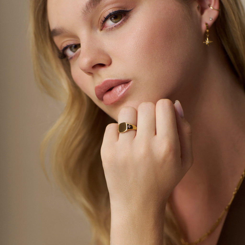 LUXE Crystal Starburst Signet Ring