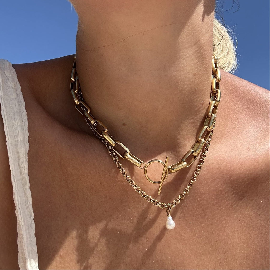 LUXE Rectangle Link T-Bar Necklace - Gold