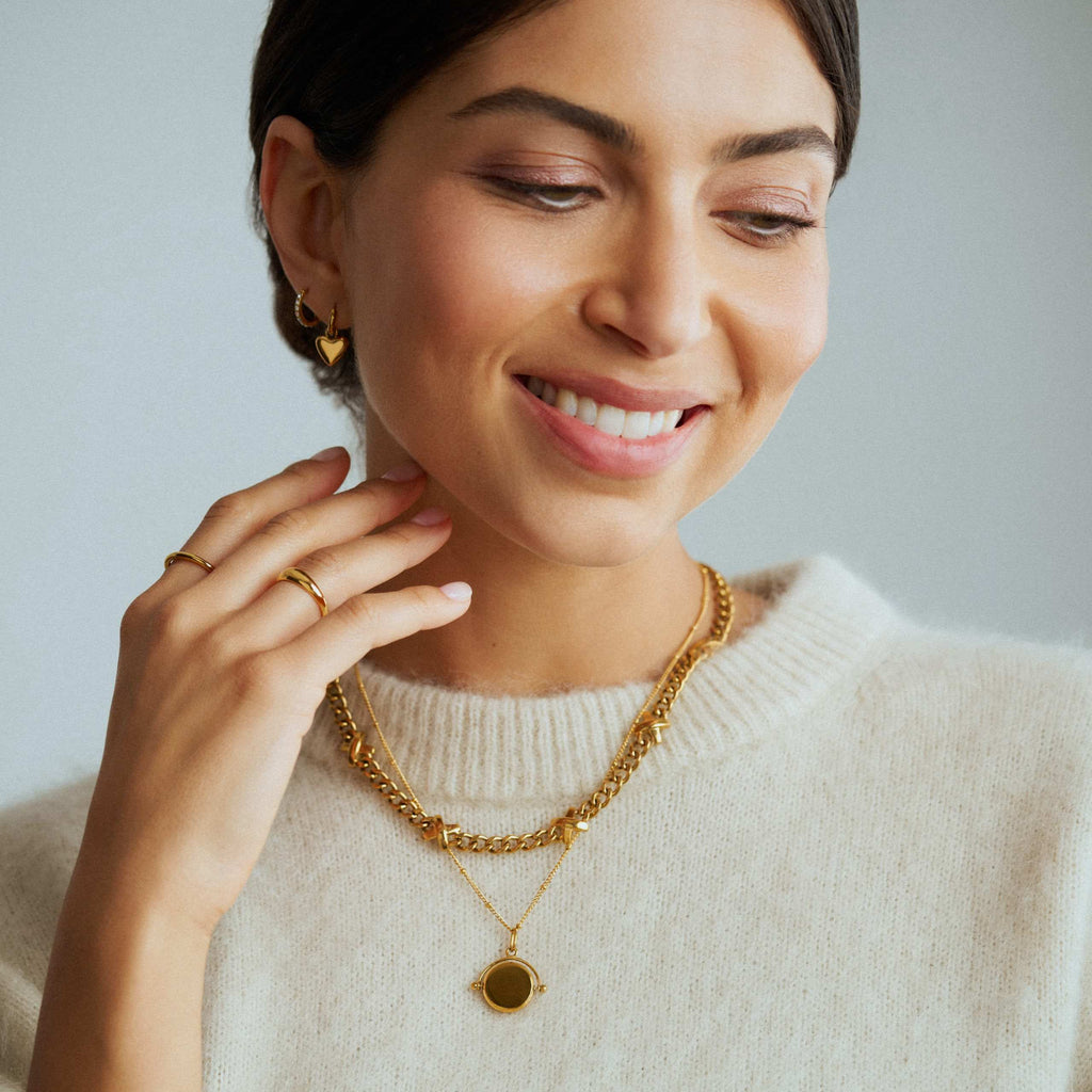 LUXE Chunky Stationed Cross Necklace