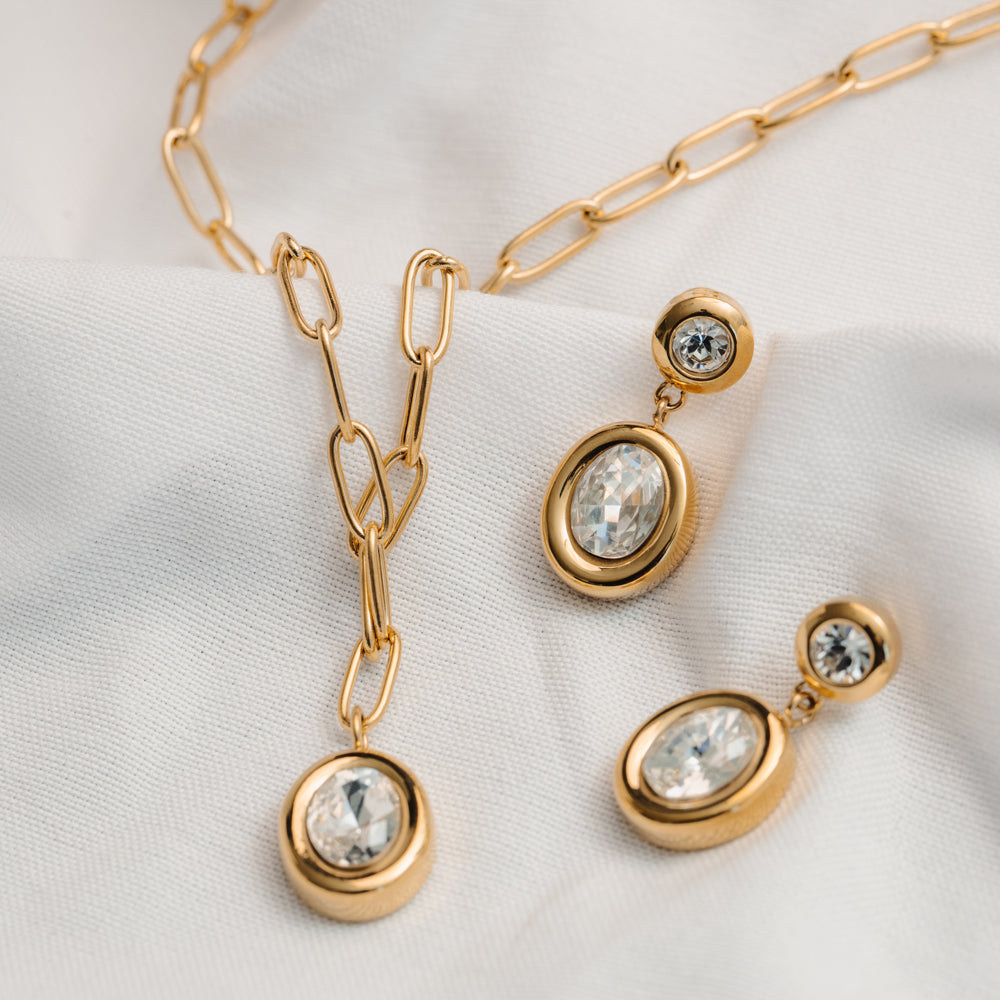 LUXE Crystal Pendant Chain Link Necklace