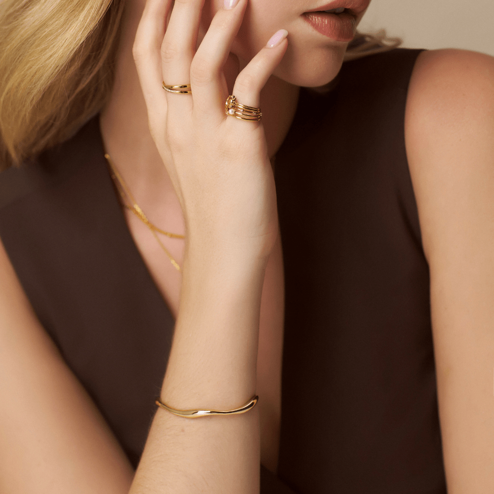 Fine Wave Bangle